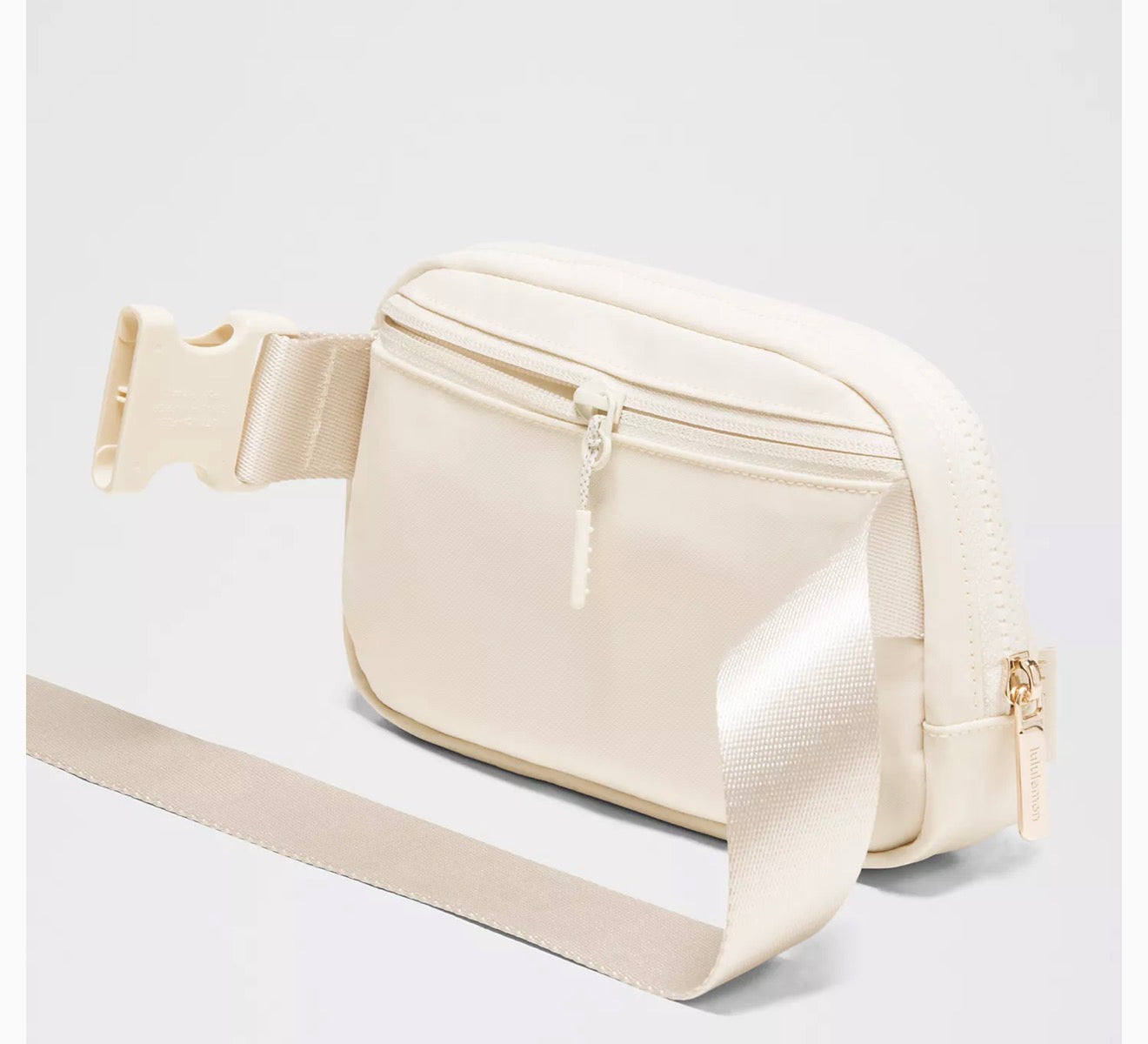 Lulu bag  (New, authentic)