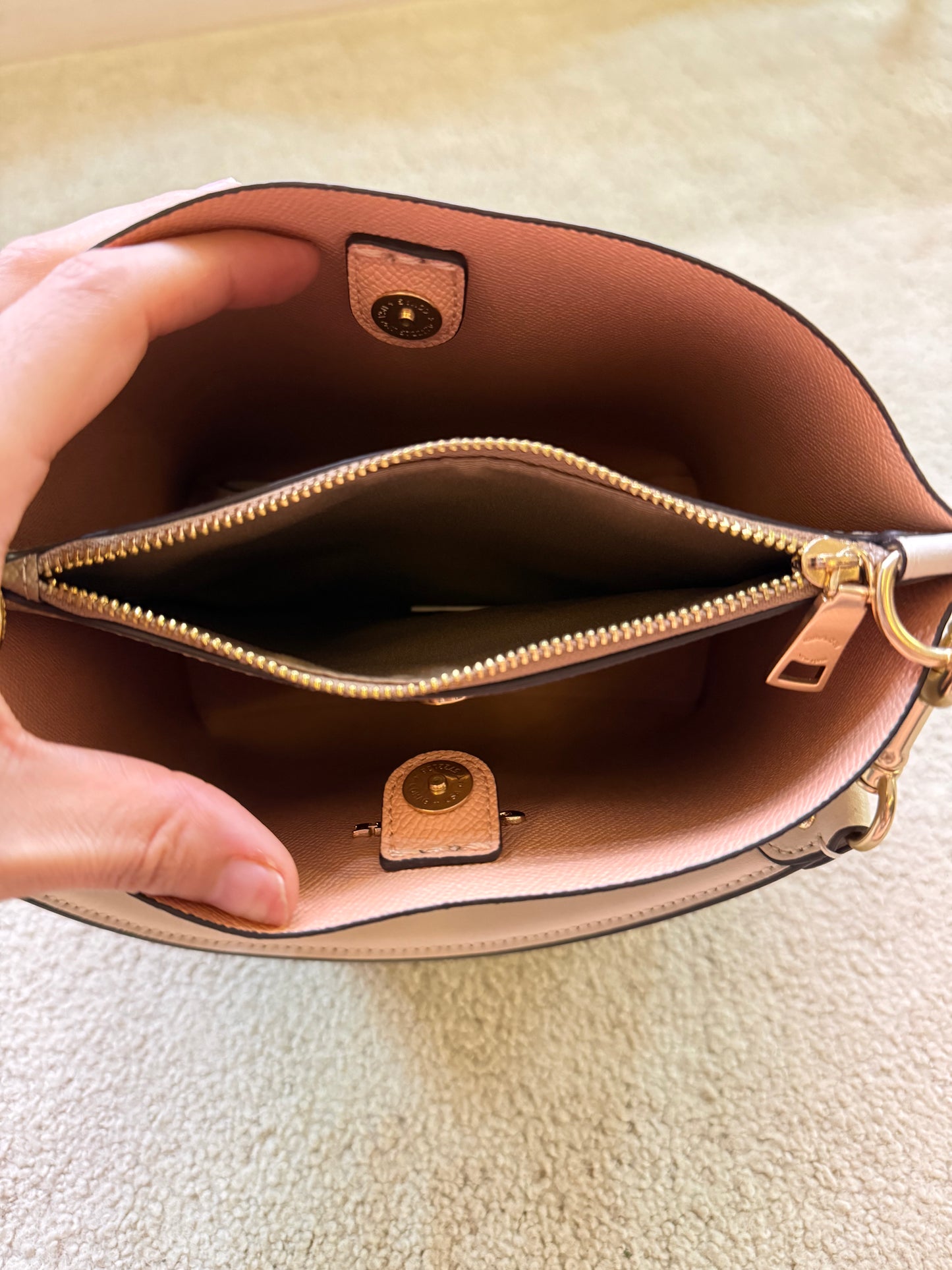 COACH (NEW without tags)
